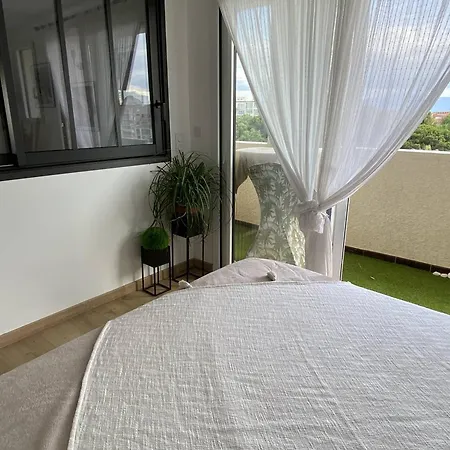 Renove Au Calme Pres De La Avec Wifi Et Parking Prive - Fr-1-750-115 *