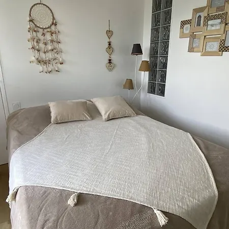 Renove Au Calme Pres De La Avec Wifi Et Parking Prive - Fr-1-750-115 Apartment *