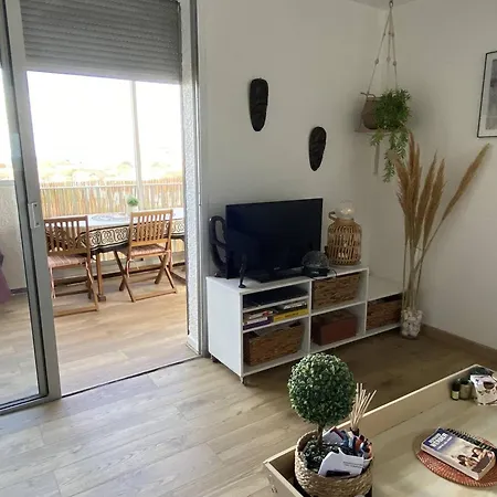 Renove Au Calme Pres De La Avec Wifi Et Parking Prive - Fr-1-750-115 Apartment